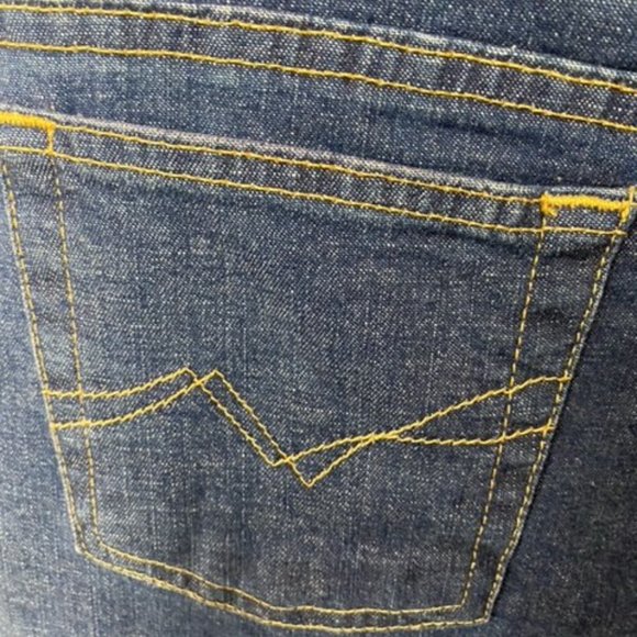 NAUTICA Flare Slim Fit Stretch Low Rise Jeans Size: 4 NWT - Picture 6 of 8